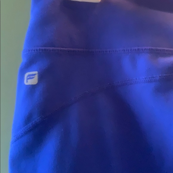 Fabletics capris - Picture 2 of 2